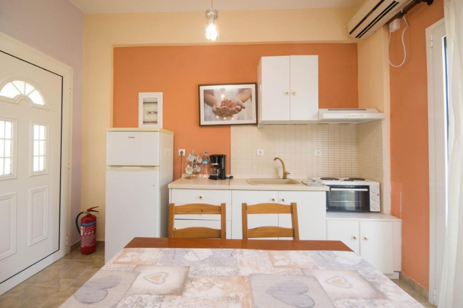 Scorpios Apartments Dassia  Extérieur photo
