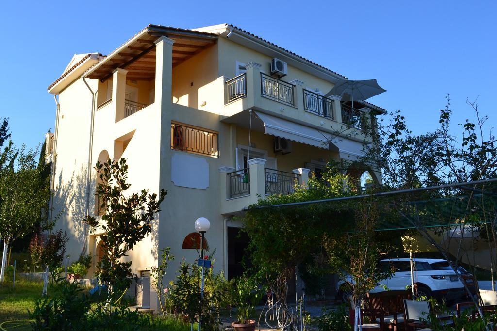 Scorpios Apartments Dassia  Extérieur photo